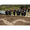 Imagen de actividad: El Presidente de la Diputación visita el Monumento al Pastor para clausurar el Taller de Jardinería